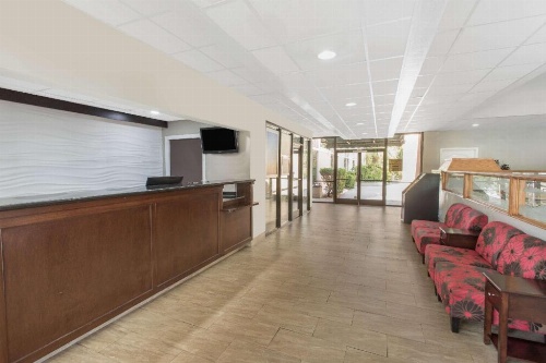Days Inn by Wyndham Myrtle Beach image 19